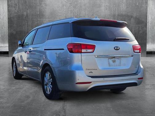 2016 Kia Sedona LX