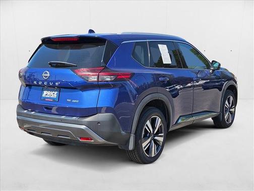 2022 Nissan Rogue SL