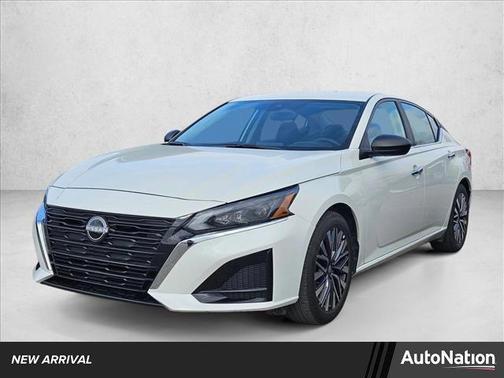 2025 Nissan Altima SV FWD