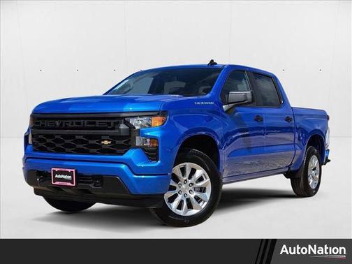 2025 Chevrolet Silverado 1500 Custom