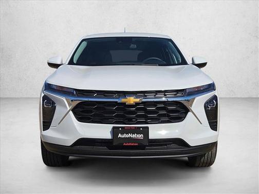 Summit White 2026 Chevrolet Trax LS