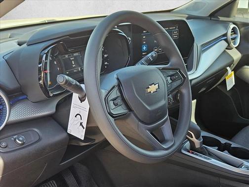 Summit White 2026 Chevrolet Trax LS