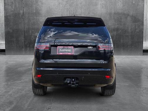 2023 Land Rover Discovery P300 S R-Dynamic