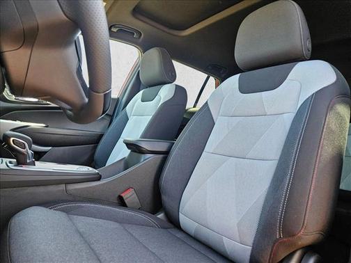 2026 Chevrolet Trax FWD 1RS