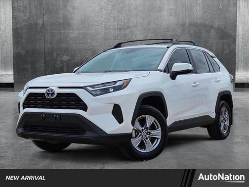2024 Toyota RAV4 Hybrid XLE
