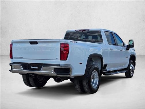 2026 Chevrolet Silverado 3500 LT