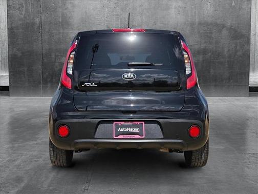 2018 Kia Soul Base