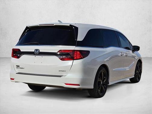White 2024 Honda Odyssey Sport