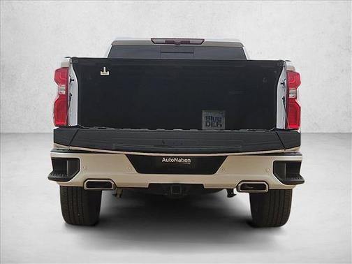 Iridescent Pearl Tricoat 2023 Chevrolet Silverado 1500 High Country