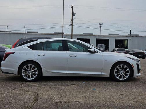 2022 Cadillac CT5 Premium Luxury