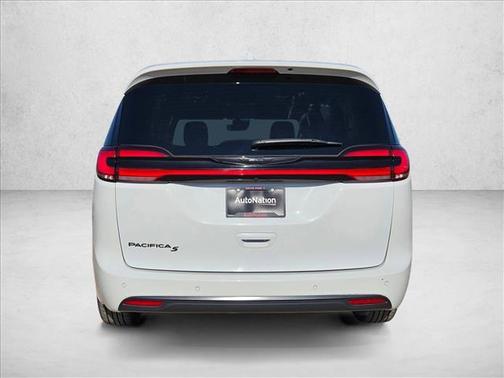 2021 Chrysler Pacifica Touring