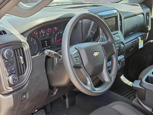 2025 Chevrolet Silverado 2500 Custom