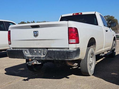 2018 RAM 2500 Tradesman Regular Cab 4x2 8' Box