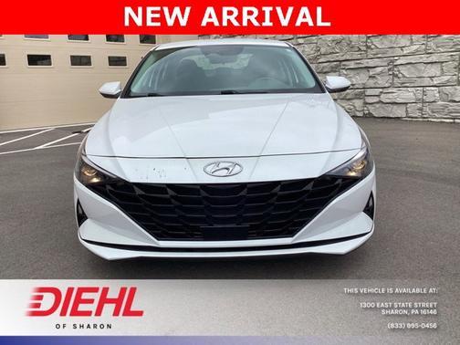 2023 Hyundai ELANTRA SEL