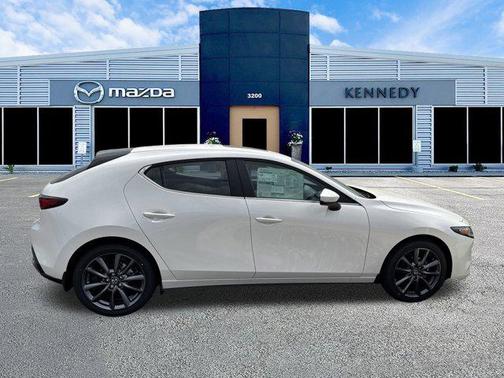 2025 Mazda Mazda3 FWD w/Preferred Package