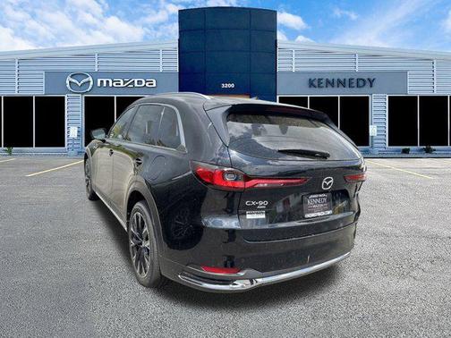 2025 Mazda CX-90 PHEV Premium Plus