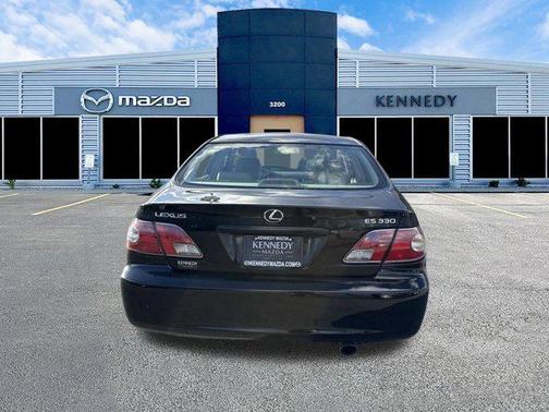 2004 Lexus ES 330 Base