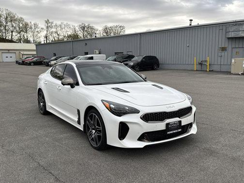 2023 Kia Stinger GT2