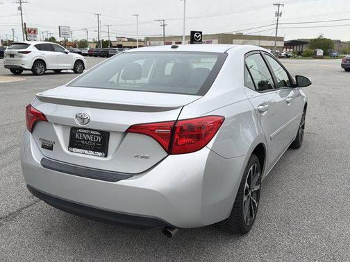 Classic Silver Metallic 2017 Toyota Corolla XSE