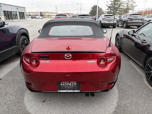 2025 Mazda MX-5 Miata Club