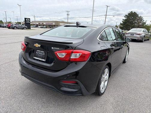 Mosaic Black Metallic 2016 Chevrolet Cruze Premier