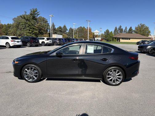 2022 Mazda Mazda3 FWD w/Select Package