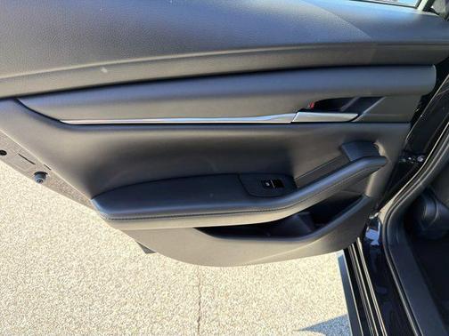 2022 Mazda Mazda3 FWD w/Select Package