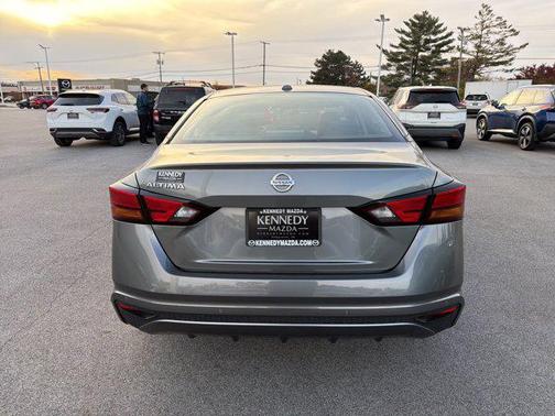 2020 Nissan Altima S FWD