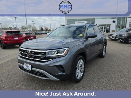 Platinum Gray Metallic 2023 Volkswagen Atlas 3.6 SE w/ Technology
