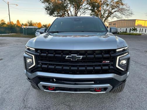 2025 Chevrolet Suburban Z71