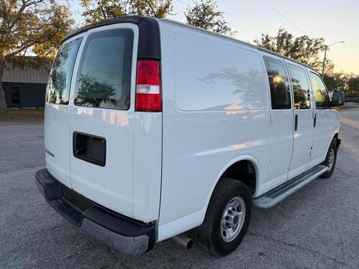 2024 GMC Savana 2500 Work Van