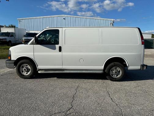 2024 GMC Savana 2500 Work Van