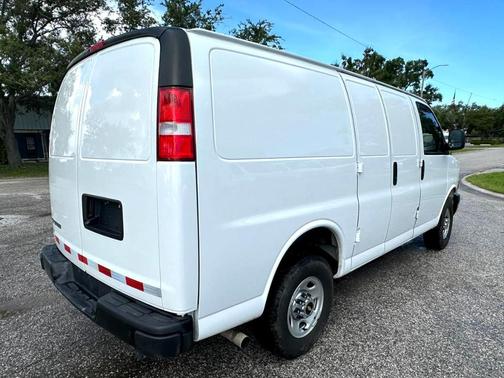 2024 Chevrolet Express 2500 Work Van