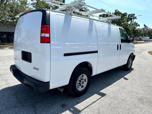 2023 GMC Savana 2500 Work Van