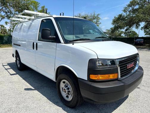 2023 GMC Savana 2500 Work Van