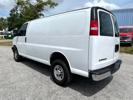 2024 Chevrolet Express 2500 Work Van