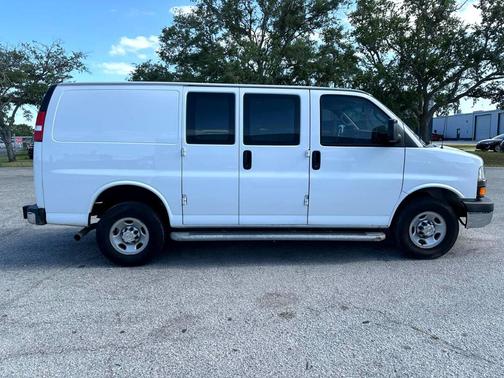 2023 Chevrolet Express 2500 Work Van