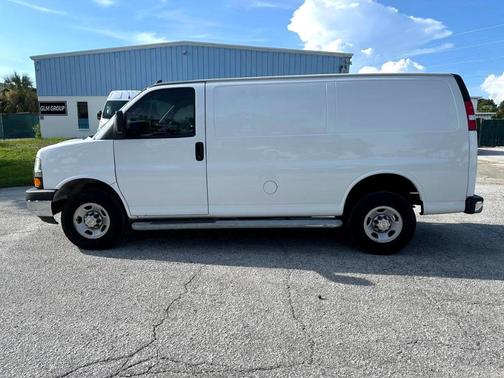 2023 Chevrolet Express 2500 Work Van