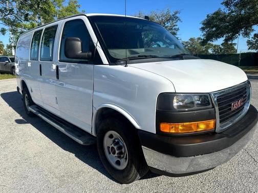2023 GMC Savana 2500 Work Van