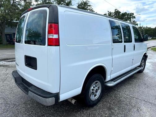 2024 GMC Savana 2500 Work Van