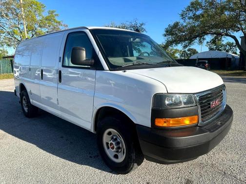 2022 GMC Savana 2500 Work Van