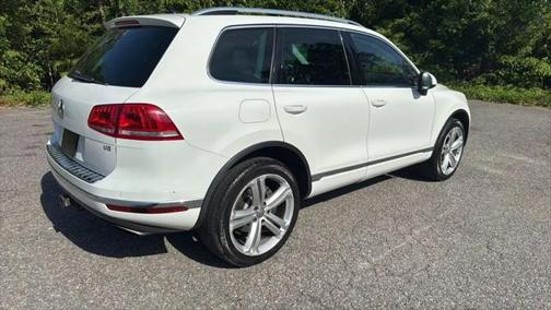 2016 Volkswagen Touareg VR6 Executive