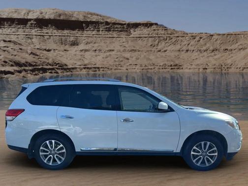 2014 Nissan Pathfinder SL