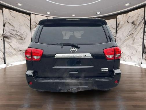 2014 Toyota Sequoia Limited