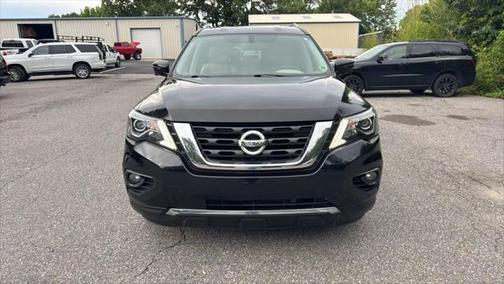 2018 Nissan Pathfinder SL