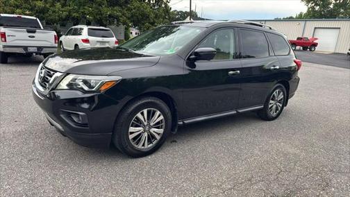 2018 Nissan Pathfinder SL