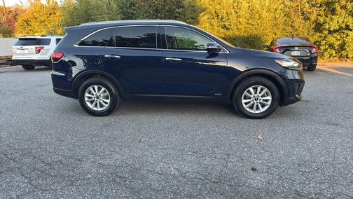 2020 Kia Sorento LX