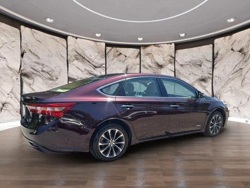 Sizzling Crimson Mica 2016 Toyota Avalon Hybrid XLE Premium