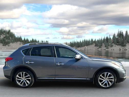 2016 INFINITI QX50 Base