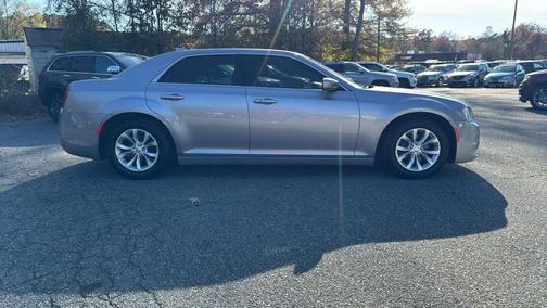 2015 Chrysler 300 Limited